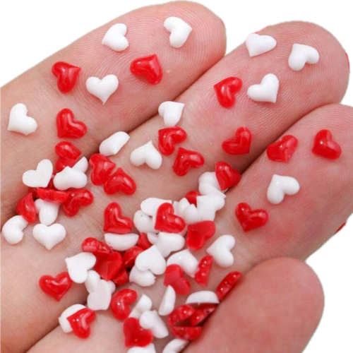 Décoration nail art petits coeurs rouges et blancs pour ongles