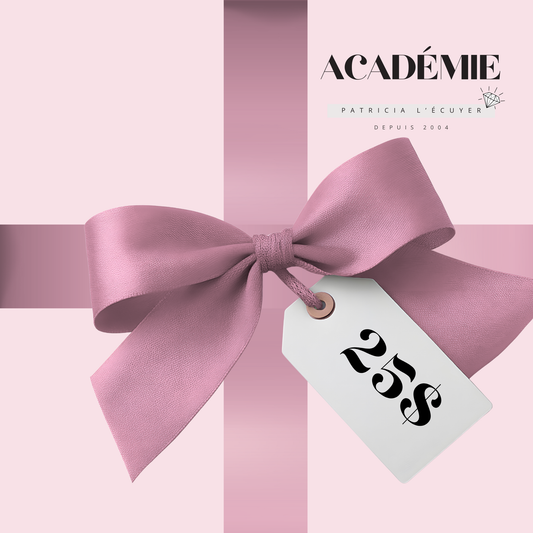 Carte-cadeau de l’Académie Patricia L’Écuyer d’une valeur de 25 $. Ruban rose en forme de boucle sur fond rose pâle, avec une étiquette blanche indiquant « 25 $ ». Logo de l’Académie Patricia L’Écuyer en haut à droite.