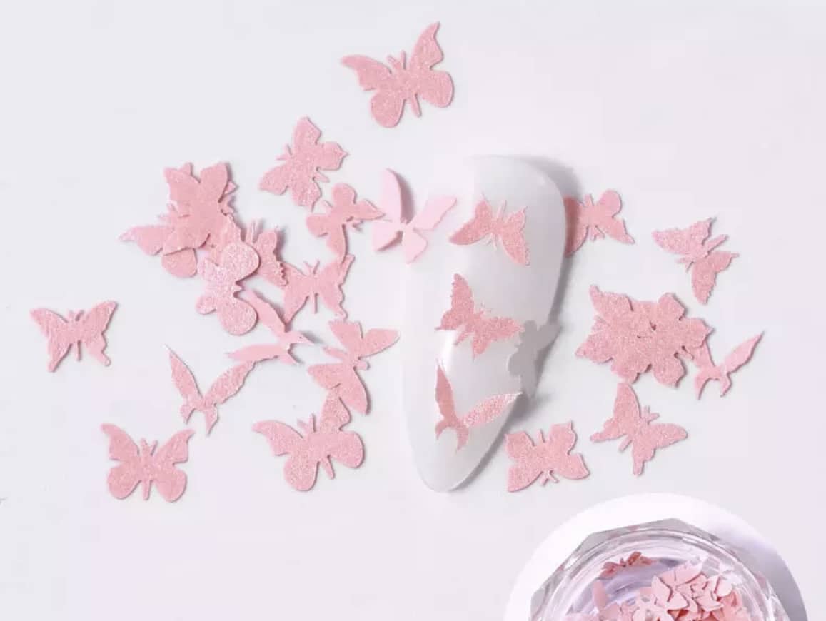 Décorations fines pour ongles – fleurs, papillons et cœurs pour nail art professionnel