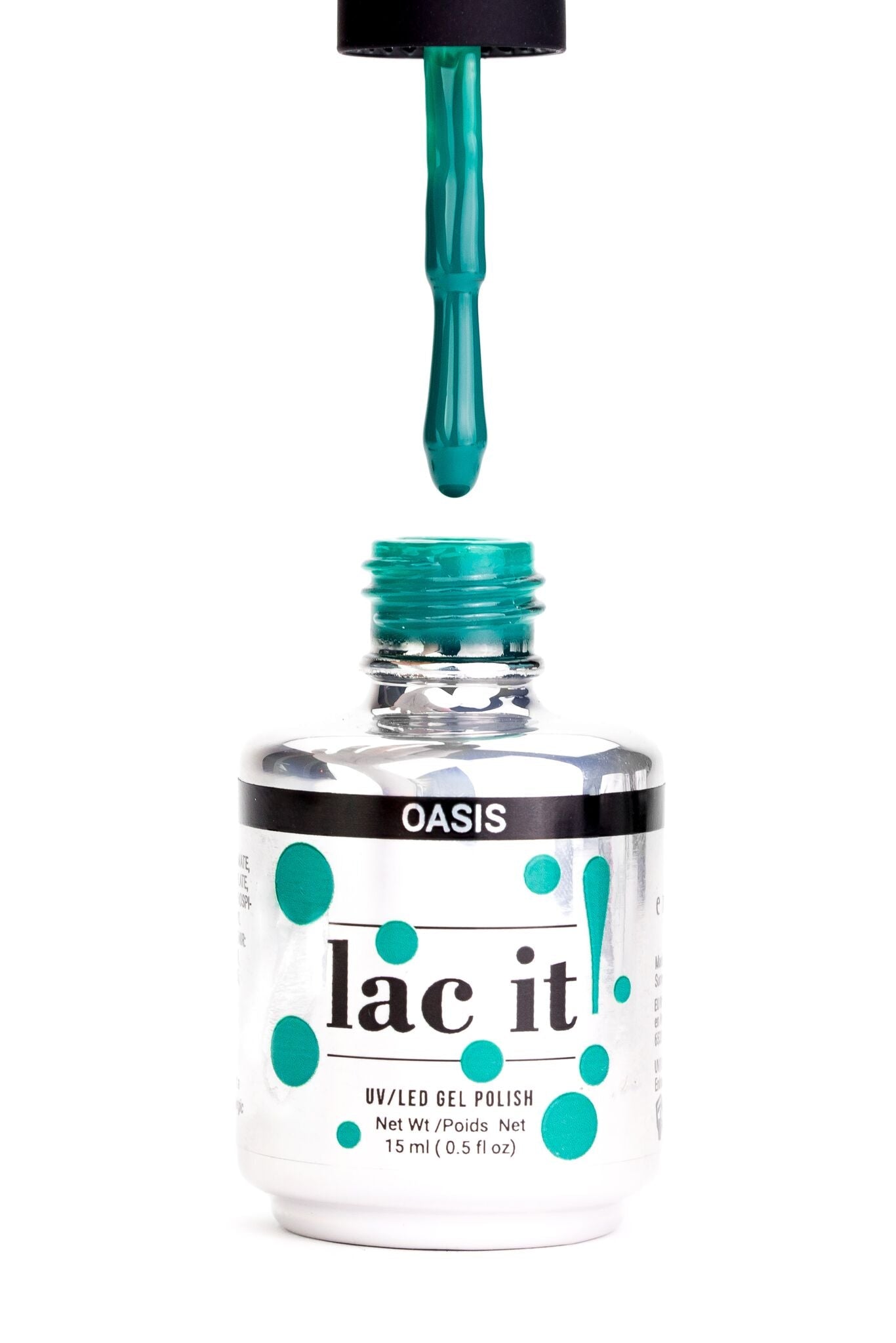 Ce vernis gel professionnel, disponible en plusieurs teintes tendances, s’applique facilement et assure une couleur intense sans écaillage jusqu’à 3 semaines. OASIS