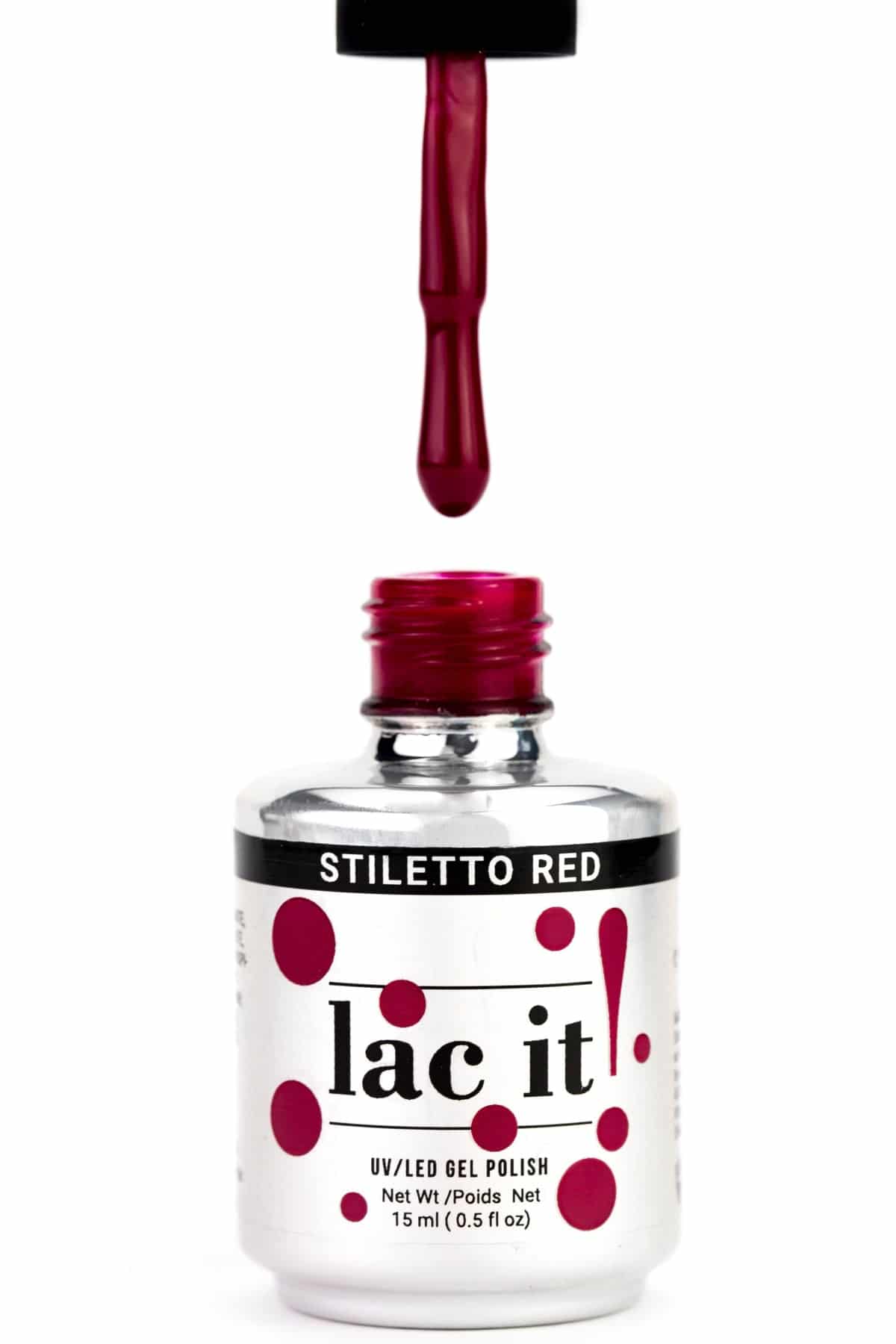 Ce vernis gel professionnel, disponible en plusieurs teintes tendances, s’applique facilement et assure une couleur intense sans écaillage jusqu’à 3 semaines. STILLETO RED